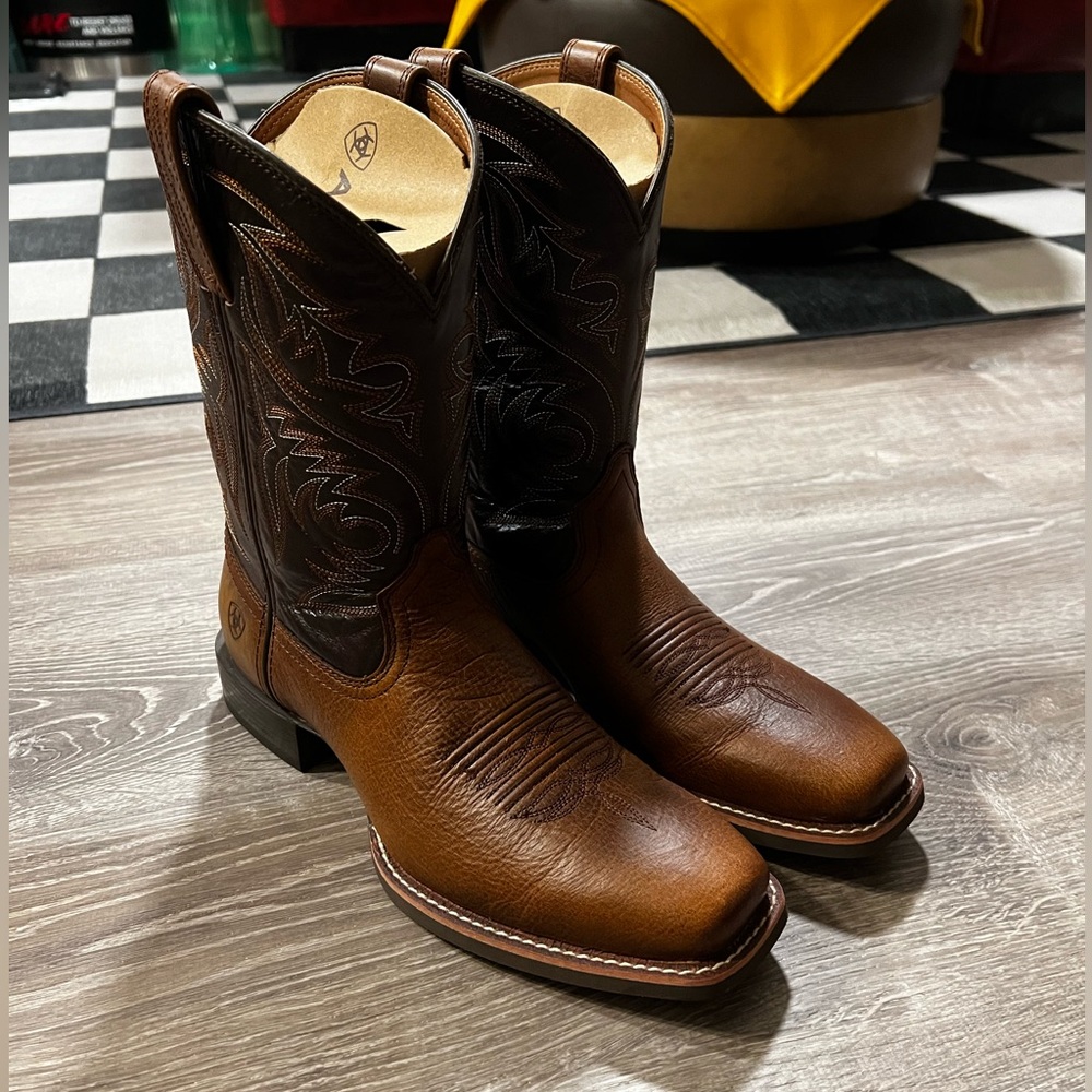 Ariat Men's Brown Cowboy Boots, Size 8